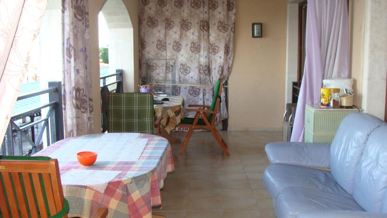 Admiral Apartments Golden Sands Exterior foto